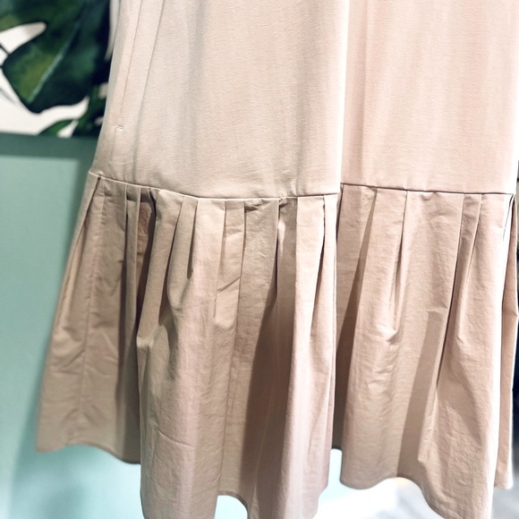 COS Pleated Dropped Waist Short Sleeve Dress - Picture 5 of 8